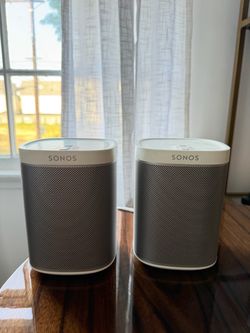 Sonos Play 1 White Speakers with Cables