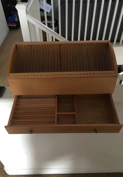 Bill and mail monthly organizer