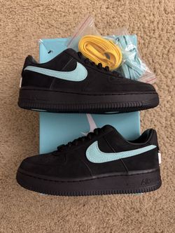 Size 5.5 / 7 women’s (Brand new with box) - Nike Air Force 1 Low Tiffany & Co. 1837 