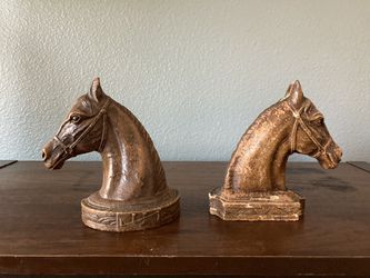 Antique horse head bookends