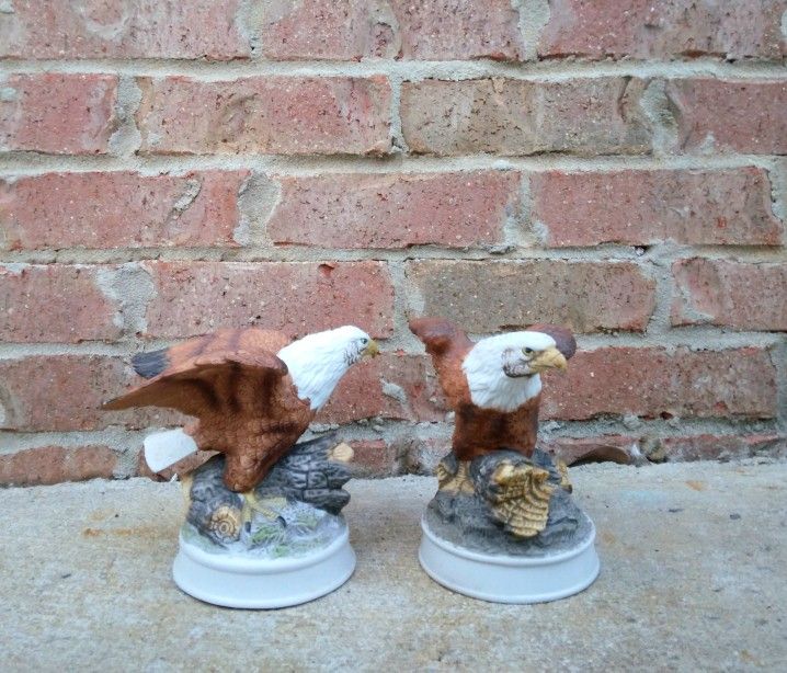 Vintage Royal Heritage Americana Collection-Birds In Flight Bald Eagle Figurines
