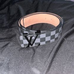 Black Checkered LV Belt 
