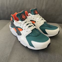 Nike Huarache Sz8 Miami Hurricanes Edition