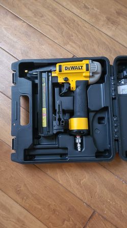 Dewalt Pneumatic 18 Gauge DA Nailer # 78