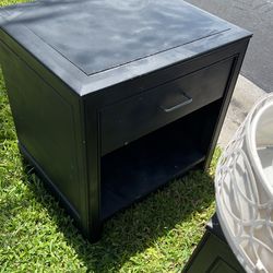 Free On Road-2 X Bedside tables & Light fixture