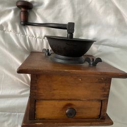 LATE 1800s VINTAGE PARKER CAST IRON COFFEE GRINDER 
