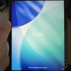 iPad 9th Generation (In Great Condition)