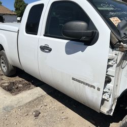 2008 GMC Sierra 1500 (Only parts——— Solo partes)