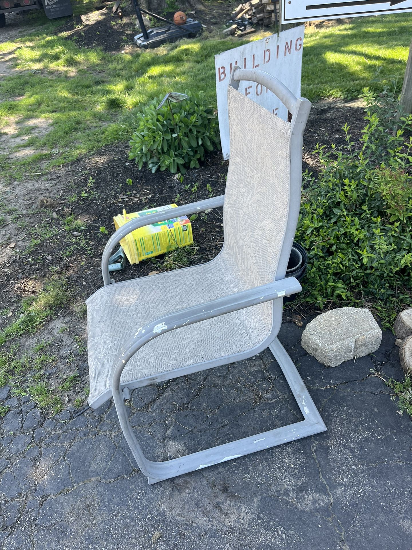 Lawn Chair Ok Shape