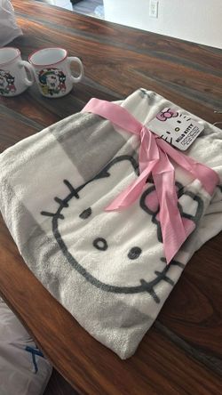 Hello Kitty Blanket