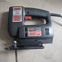 Skil 4235 Jigsaw 3.2 Amp 0-3200 SPM Variable Speed Jig Saw