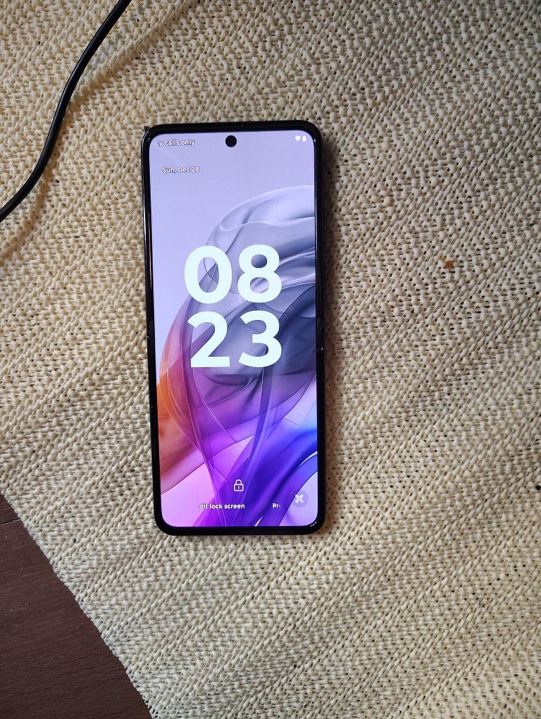 Motorola Razr Flip Phone