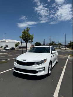 2018 KIA Optima