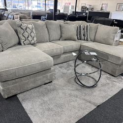 Double Chaise Sectional. 🚚WE DELIVER🚚