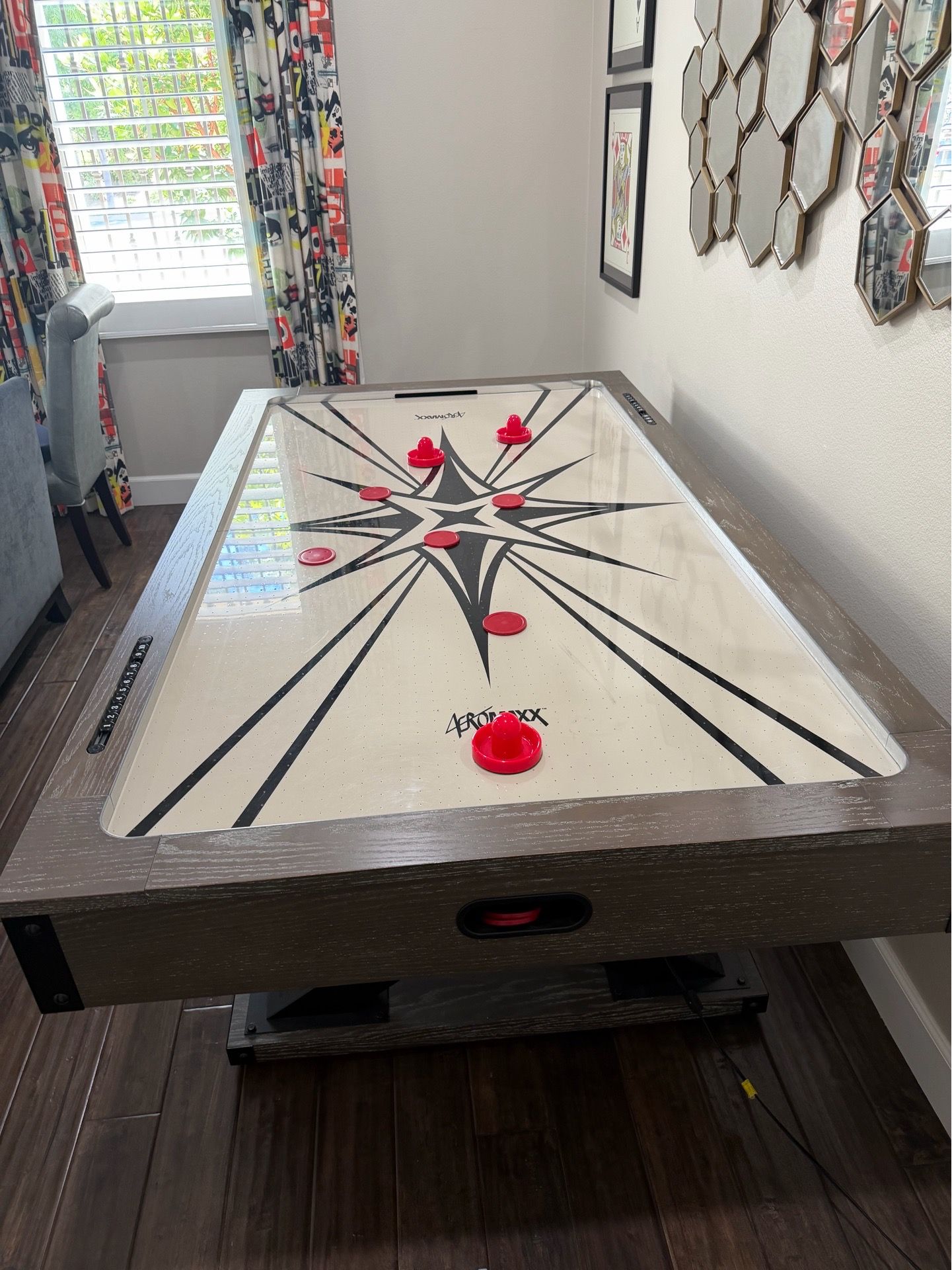 Air Hockey Table