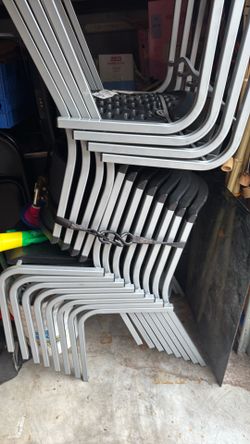 12 heavy duty stackable chairs