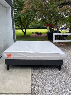 Boring Hybrid King Mattress - Made in USA
