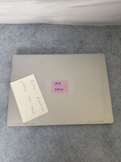 Microsoft Surface Laptop | Intel i5 | 8GB RAM | 256GB SSD | Touchscreen