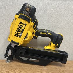 DEWALT DCN920B 20-Volt 21° Cordless Framing Nailer (Tool-Only)