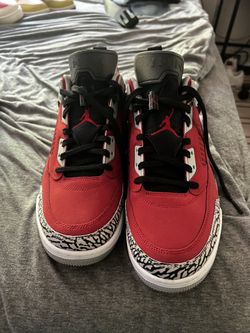 Jordan Spizike Mid