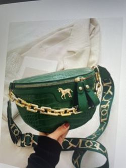 Crocodile  Embossed  Chain Decor Waist Bag  