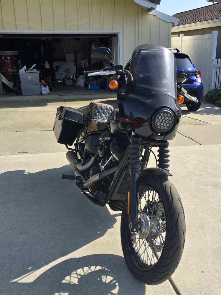 2019 Harley Davidson Street Bob (FXBB)