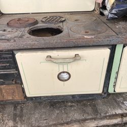 1920’s Wood Burning Stove Antique