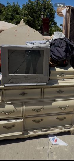 Free queen bed dresser nightstands mirrors wall pics sofas very well used