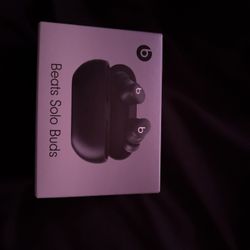 Beats Solo Buds