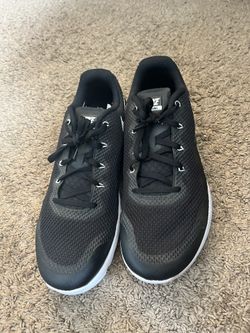 Men's Nike Training Shoe Size 11