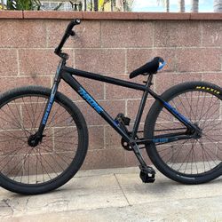 Throne Blue Sapphire Maxed Out Trades Only❗️❗️❗️