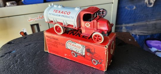 1986 Ertl 1926 Texaco Bank Tanker