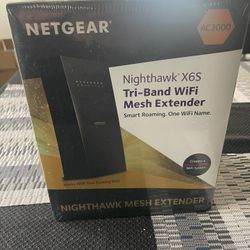 Netgear Wi-Fi mesh extender