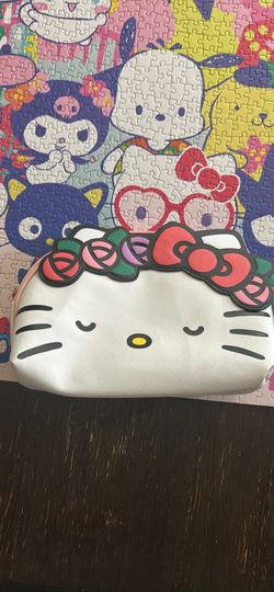 Hello Kitty Flower makeup bag