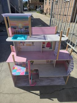 Barbie house