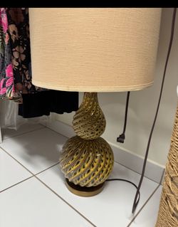 Table lamp