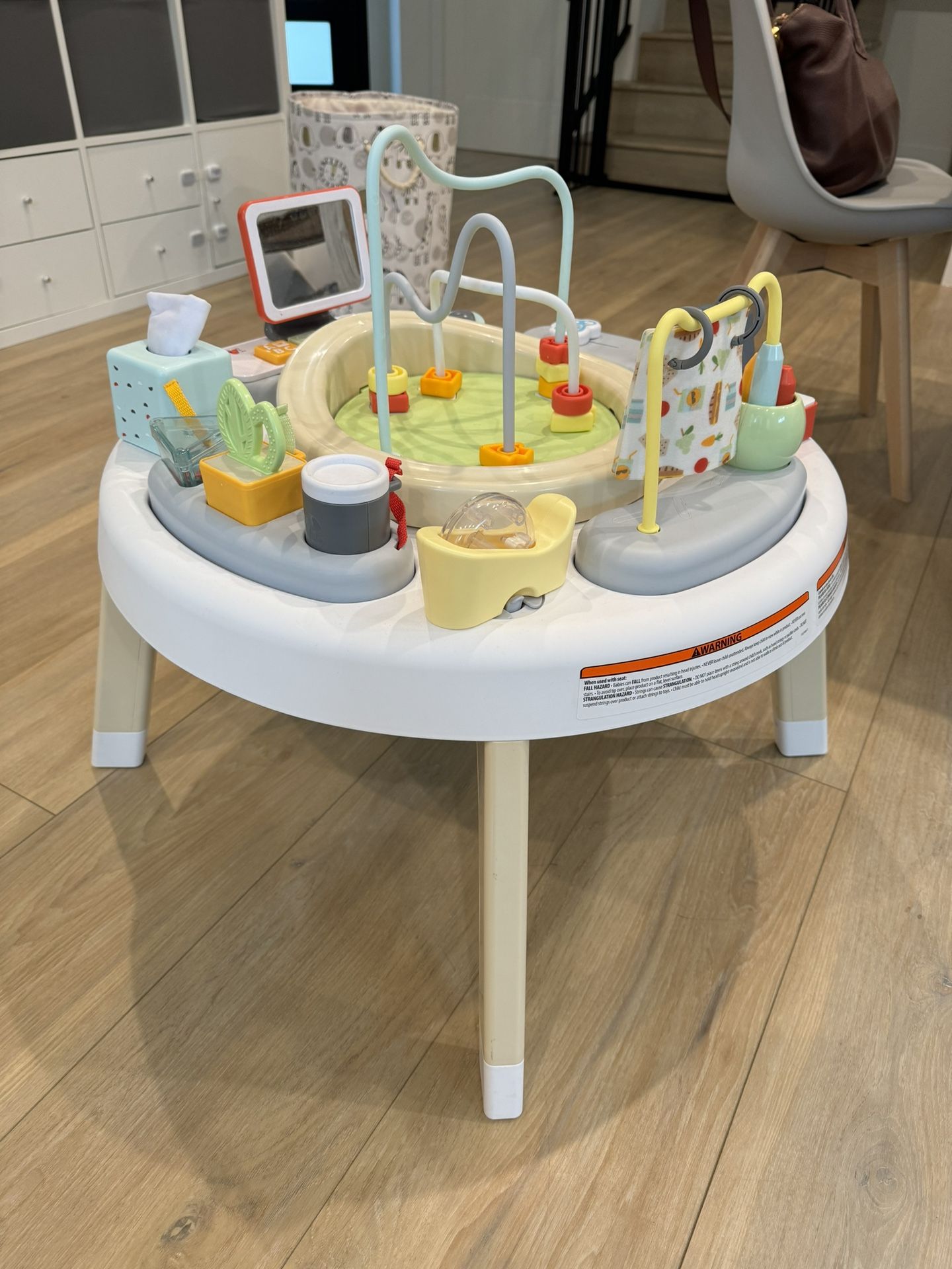 Fisher Price Baby to Toddler Learning Toy 2 in 1 Like a Boss Activity Center and Play Table with Lights Music and Sounds Toys