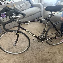 Bianchi Volpe Road bike w/ shoes