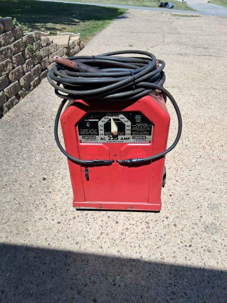 A/C LINCOLN WELDER