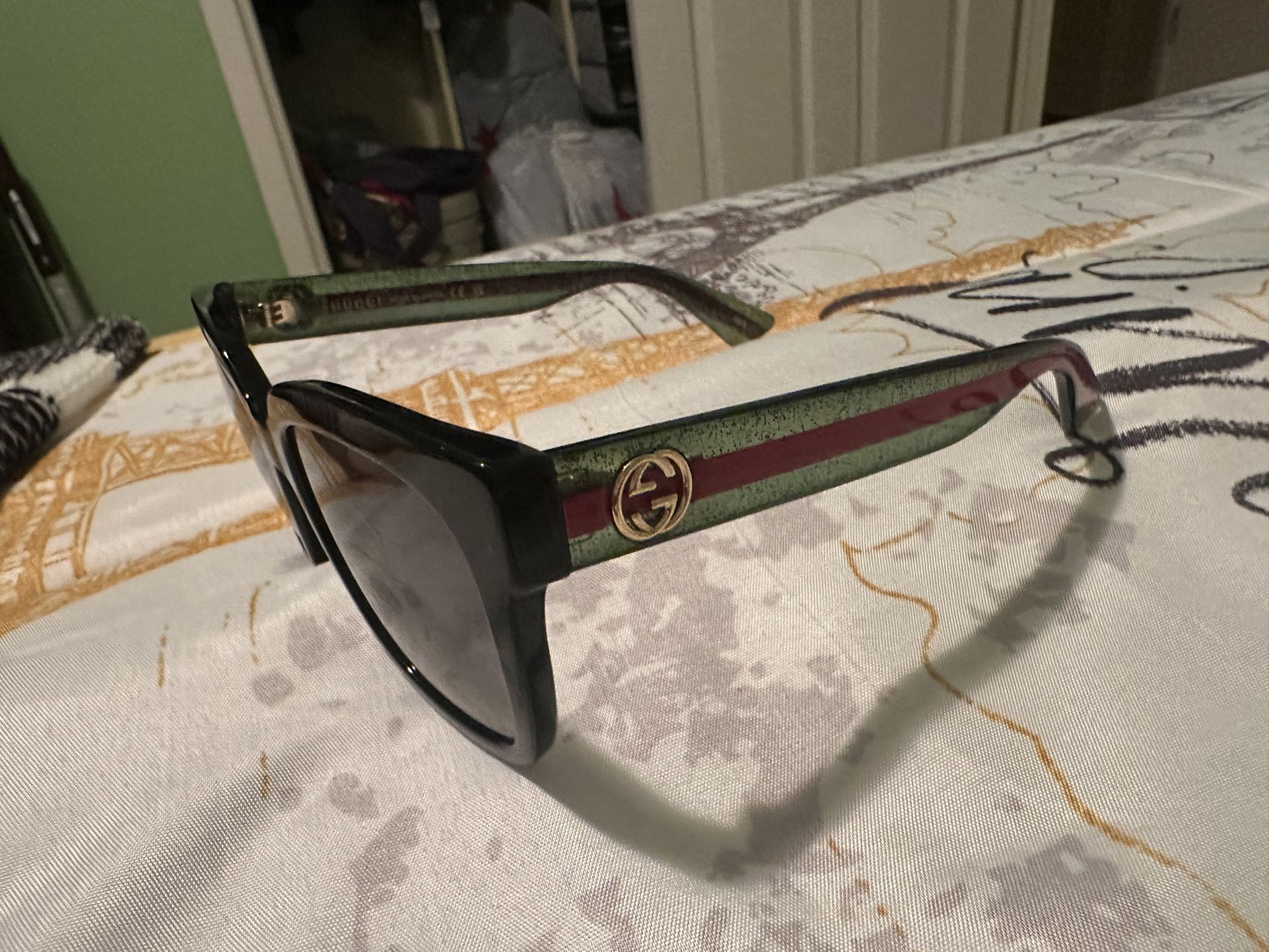 Gucci womens Sunglasses