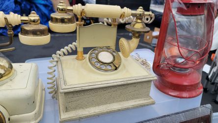 Antique phone