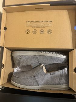 NEW Hey Dude Shoes Size 13