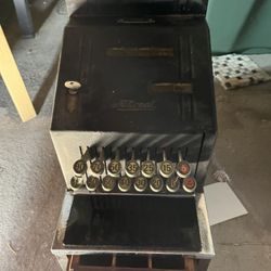 Vintage Cash Register 