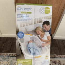 halo bassinest swivel sleeper premiere series