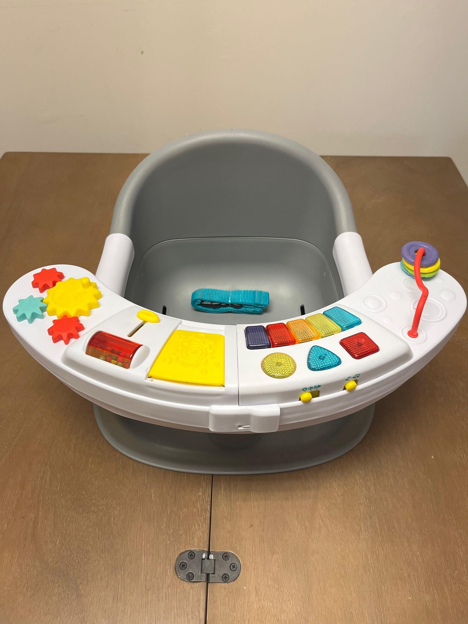 Infantino Music & Lights 3-in-1 Discovery Seat & Booster, Toddler Booster Seat for Dining Table or Kitchen Chair, Baby Activity Center & Snack Tray, T