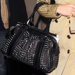 Used BURBERRY HAND BAG LIKE EMMA WATSON USE HARRY POTER ACTRESS 