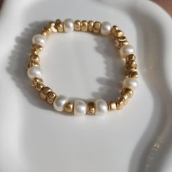 Gold Plated Freshwater Pearls Bracelet