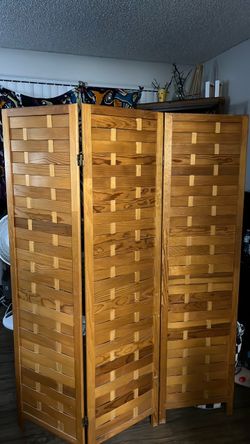 Room divider