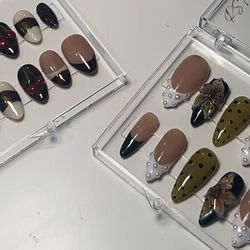 Handmade Press On Sets! 