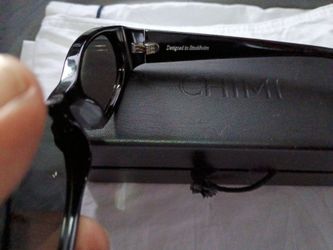 Chimi unisex wore two times lost them and found them after a new pair was purchased Beautiful Design